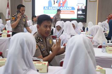 Cegah Hoaks dan Deepfake, Pelajar Demak Dilatih Manfaatkan AI