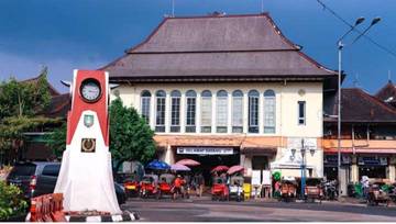 Pasar Gedhe Solo, Penjaga Tradisi Budaya di Tengah Arus Zaman