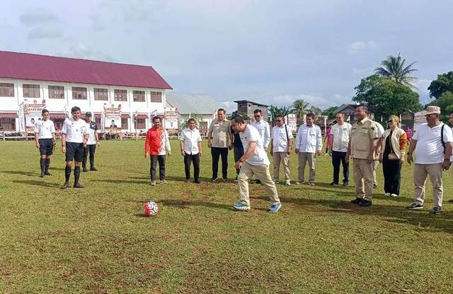 Bupati Frederick Edwin Dukung Pembinaan Atlet Muda Kubar