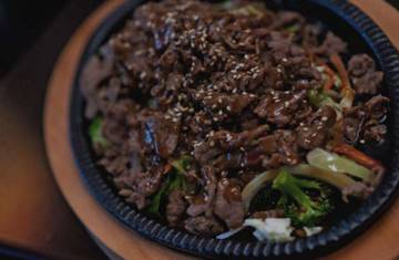Beef Teriyaki Istimewa: Bekal Kerja Praktis untuk Perempuan Mandiri