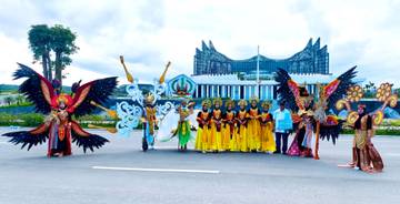 Ribuan Peserta Ramaikan Parade Budaya di IKN