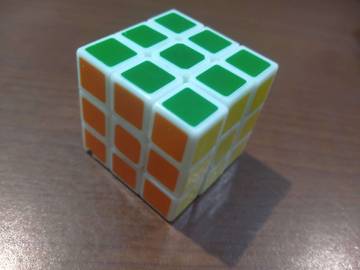 Bermain Rubik, Asah Otak hingga Tingkatkan Keterampilan Sosial