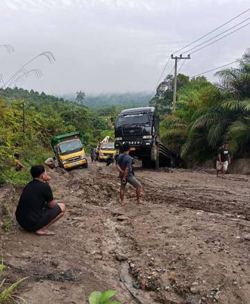 DPRD Kubar: Akses Jalan Masih Minim Infrastruktur