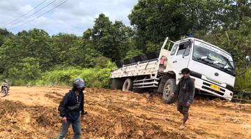 Warga Bentian Besar Ancam Demo Lagi Soal Jalan Rusak