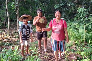 Buku, Durian dan Mimpi Anak Kampung