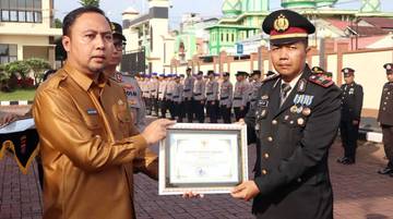 Bongkar Kasus Pencurian Aset, Polres Kubar Terima Penghargaan