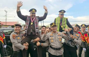 Dua Perwira Polres Kutai Barat Resmi Lepas Dinas