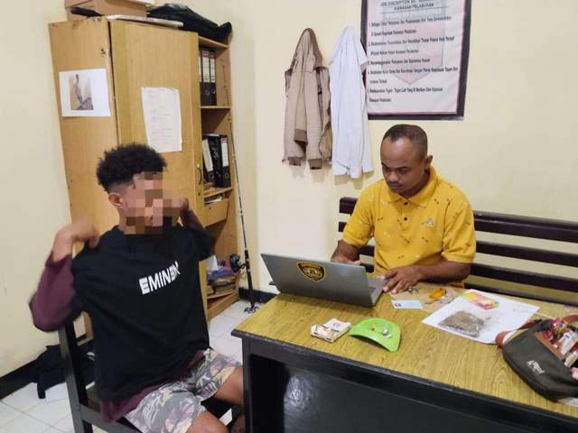 Polsek KPL Polres Yapen Berhasil Ringkus Pelaku Pembawa Narkotika Jenis Ganja