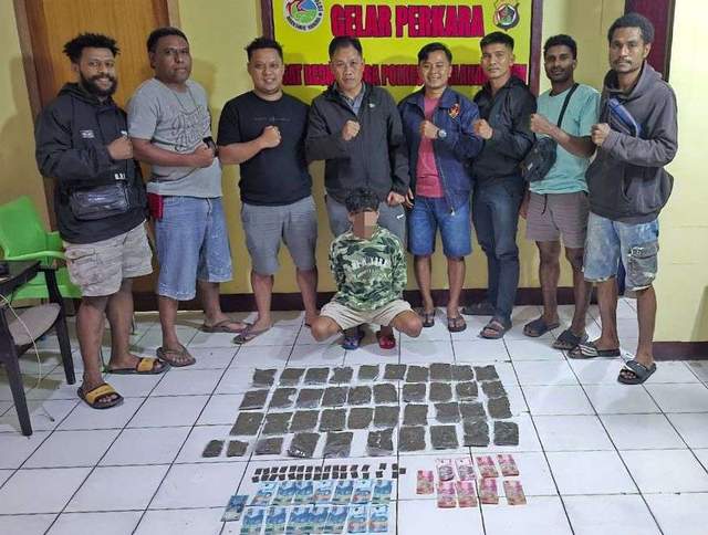 Sat Resnarkoba Polres Yapen Berhasil Ringkus Pelaku Kepemilikan Narkotika Jenis Ganja