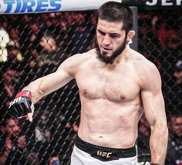 Islam Makhachev Tak Bisa Kawinkan Gelar!