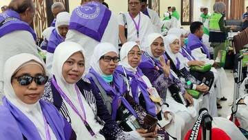 Jamaah  Haji  Serui  Bergabung Kloter 31 Embarkasi Makassar