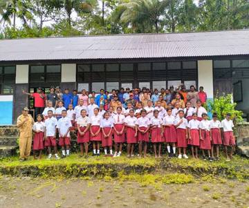 Babinsa Ansus Orang Tua Bersinergi Dengan Sekolah