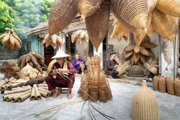 Kerajinan Bambu: Solusi Kreatif Meningkatkan Pendapatan