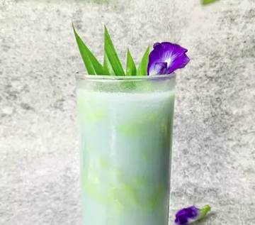 Es Dawet Pandan Telang: Sensasi Biru yang Menyegarkan
