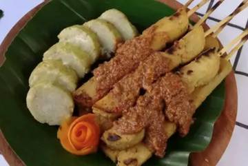 Menjelajahi Rasa Unik Sate Kere Khas Solo