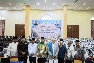 Para Calon Haji Madina Tiba di Asrama Haji Medan