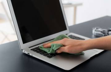 Cara Merawat Keyboard Laptop agar Tetap Awet