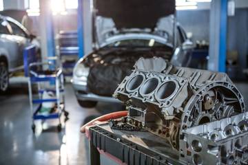 Tanda-Tanda Kendaraan Bermotor Anda Membutuhkan Overhaul