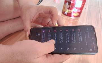 Waspadai Penipu Lewat Handphone, Ini Cara Blokirnya 
