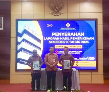 Bupati Masinton Hadiri Penyerahan  Laporan Hasil Pemeriksaan BPK