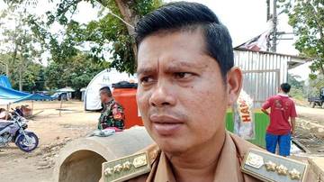 Ratusan Pengungsi di Kebun Pisang Tapteng Bertahap Dipindahkan