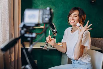 Menjadi Content Creator di Era Digital