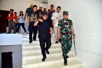 Mendagri Tito Resmikan Huntara Penyitas Bencana Tapteng
