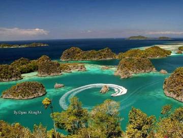 Raja Ampat Sajikan Keindahan Laut Dunia Terbaik
