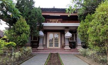 Gedong Kirtya Wariskan Kekayaan Lontar Bali Utara