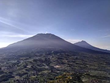 Gunung Andong Magelang, Trek Ringan Bagi Pemula