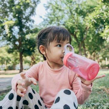 Langkah Kecil Berdampak Besar: Membawa Botol Minum Sendiri