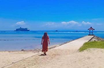 Menikmati Suasana Pantai: Pagi vs Sore Hari