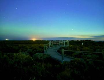 Ketika Aurora Australis Menari di Langit Melbourne