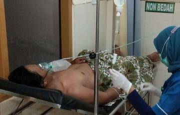Tersengat Listrik, Pekerja Rangka Atap Alami Luka