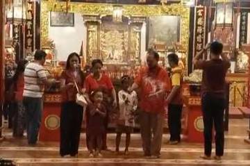 Umat Tri Dharma di Singaraja Siapkan Imlek 2577 