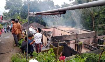 Rumah Kontrakan di Pegayaman Terbakar 
