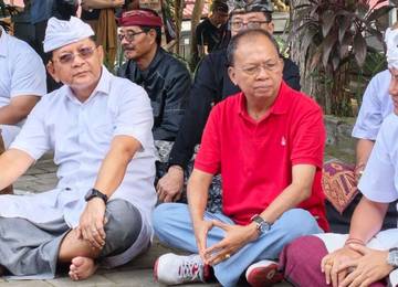 Desa Adat Penyangga Modernisasi Bali
