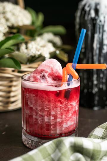 Es Kopyor, Minuman dengan Ciri Tekstur Khas Kelapa