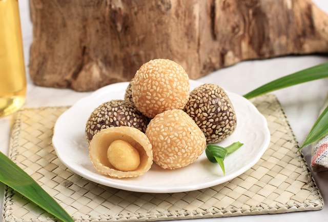5 Makanan atau Jajanan Tradisional yang Terbuat dari Ketan - RRI.co.id