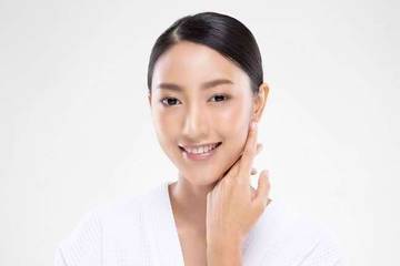 Tips Perawatan Wajah Glowing yang Mudah Dilakukan