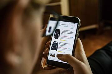 Strategi Memulai Bisnis Fashion Online
