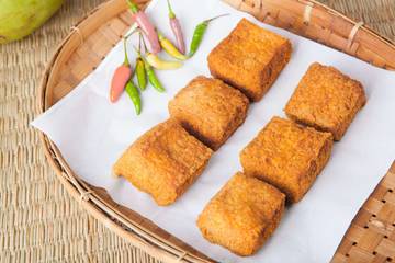 Mengenal Tahu Sumedang 