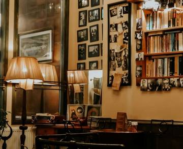 Tujuh Ide Membuat Cafe Kreatif di Era Modern