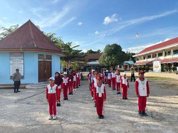Polres Melawi Bina Polisi-Cilik SDN 6 Nanga Pinoh