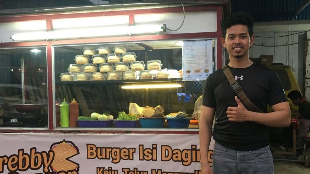 Kisah Asjun Merintis Krebby Burger dari Nol