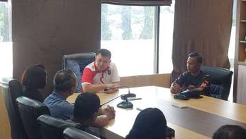 Walikota Rondonuwu  Kampanye Kebersihan di Sekolah