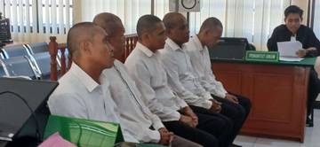Pelaku Tambang Ilegal Di Raja Ampat Jalani Sidang Dakwaan