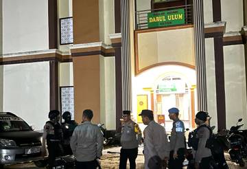Wakapolres Sorong Selatan Lakukan Pengamanan Salat Tarawih