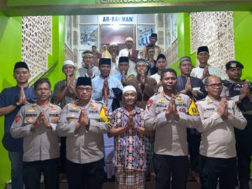 Bangun Silaturahmi Polres Sorsel Gelar Tarawih Keliling