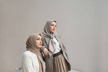 Lebaran 2025 Pilih Warna Hijab Yang Buat Penampilanmu Memukau